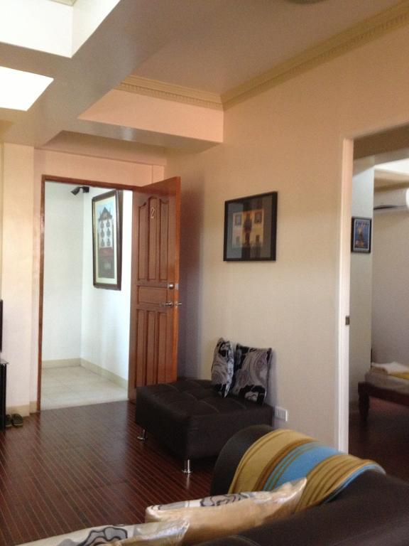 The Saint Joseph Residential Suites Lucena Oda fotoğraf